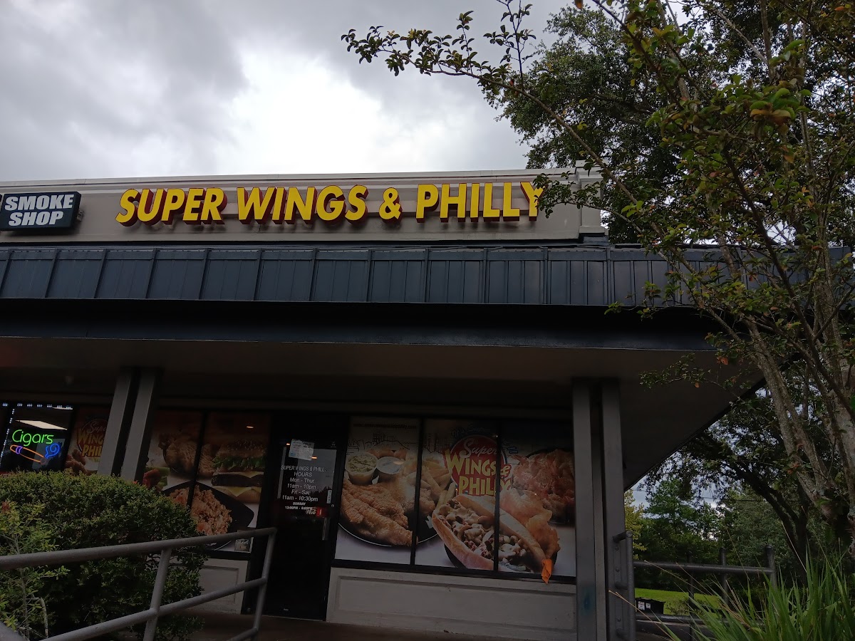 Super Wings & Philly